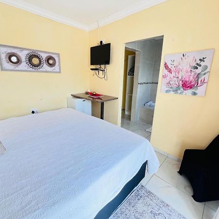 Oteng Lifestyle Bnb Bed & Breakfast รัสเทนเบิร์ก ภายนอก รูปภาพ